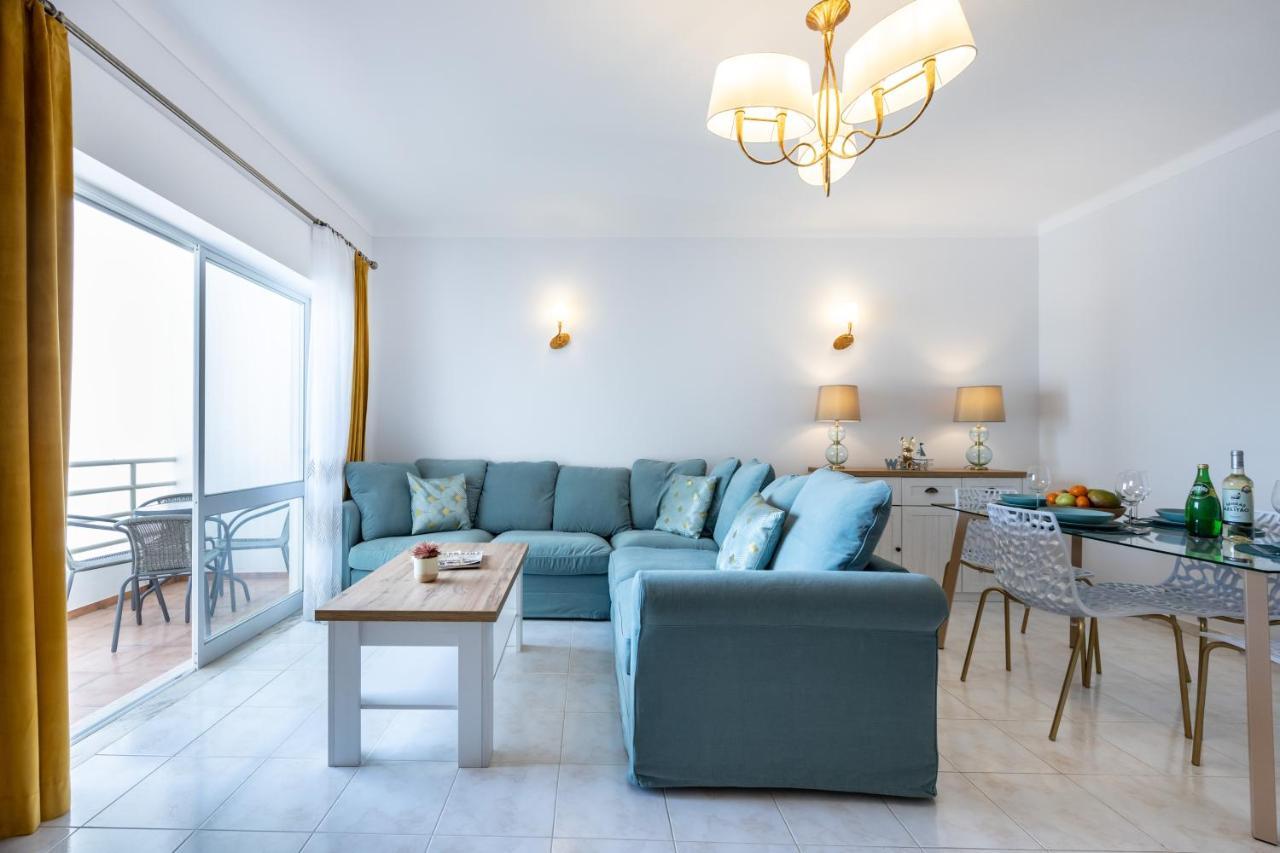 Stylish Seashore Apartment Lagos Exterior photo